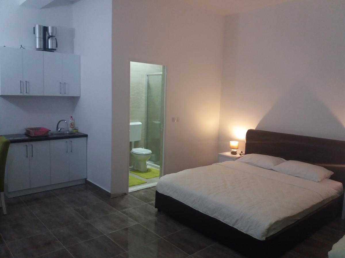 Zara Apartments Ulcinj Esterno foto